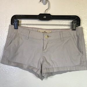 Khaki Hollister shorts